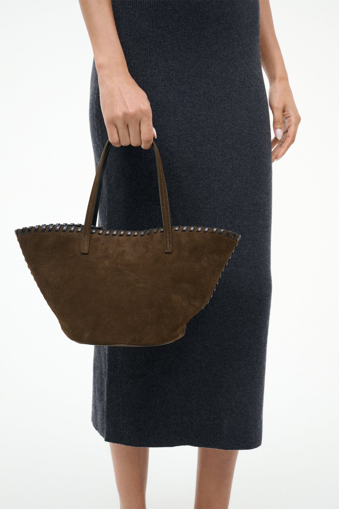 CARO BUCKET BAG | TRUFFLE SUEDE - Image 4