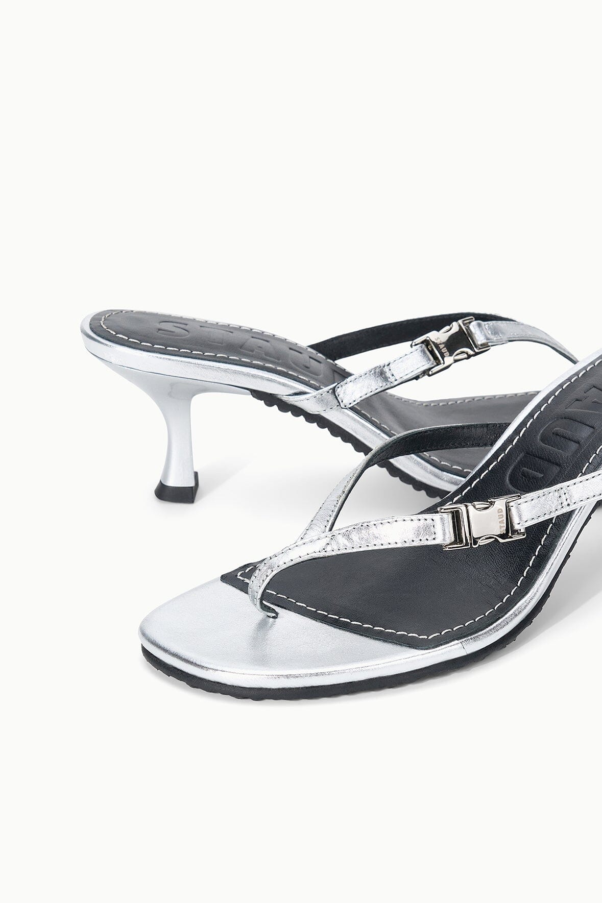 FLYNN KITTEN HEEL | SILVER - Image 6