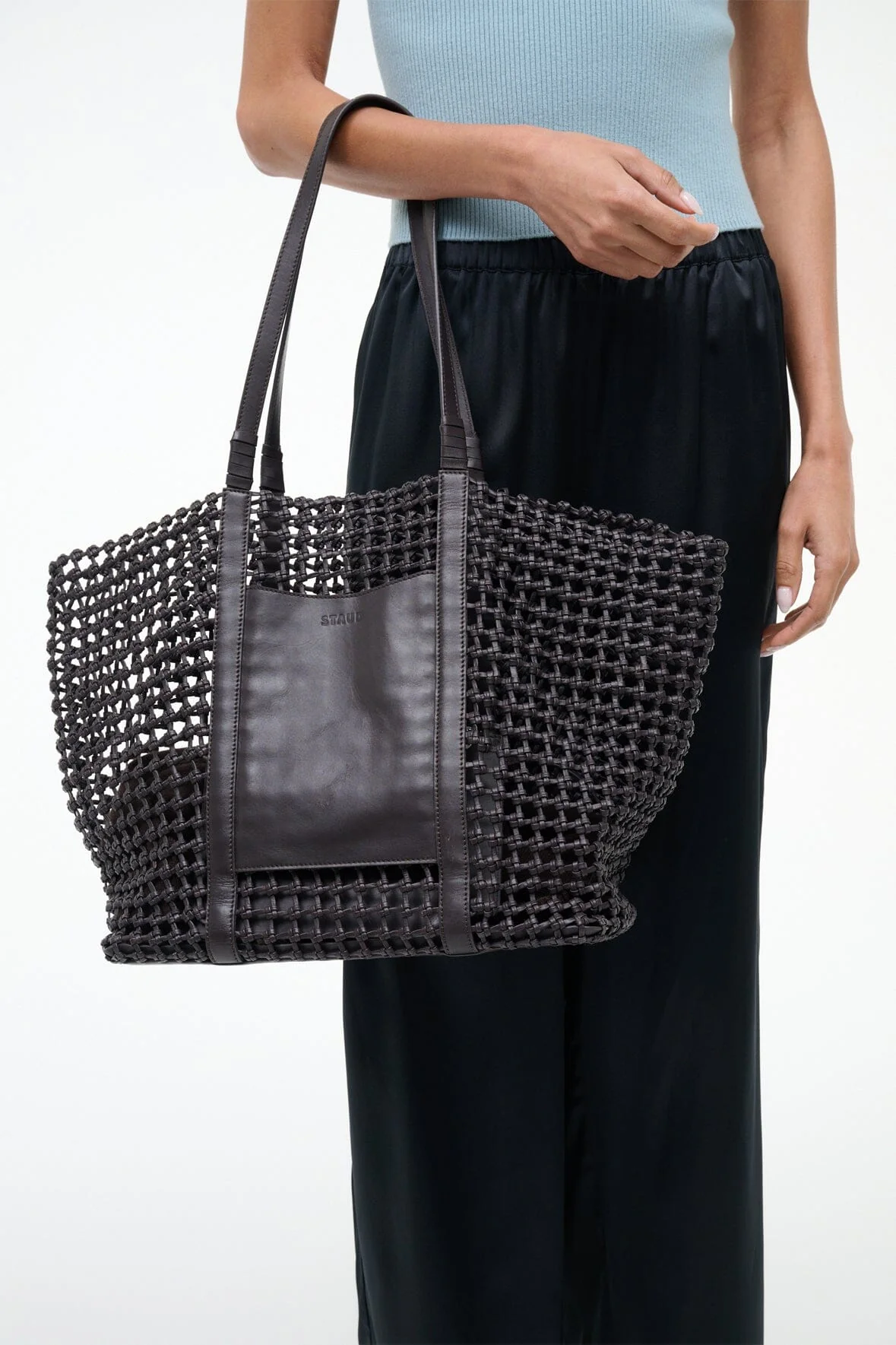 GETAWAY HAND-KNOTTED TOTE BAG | ESPRESSO - Image 4