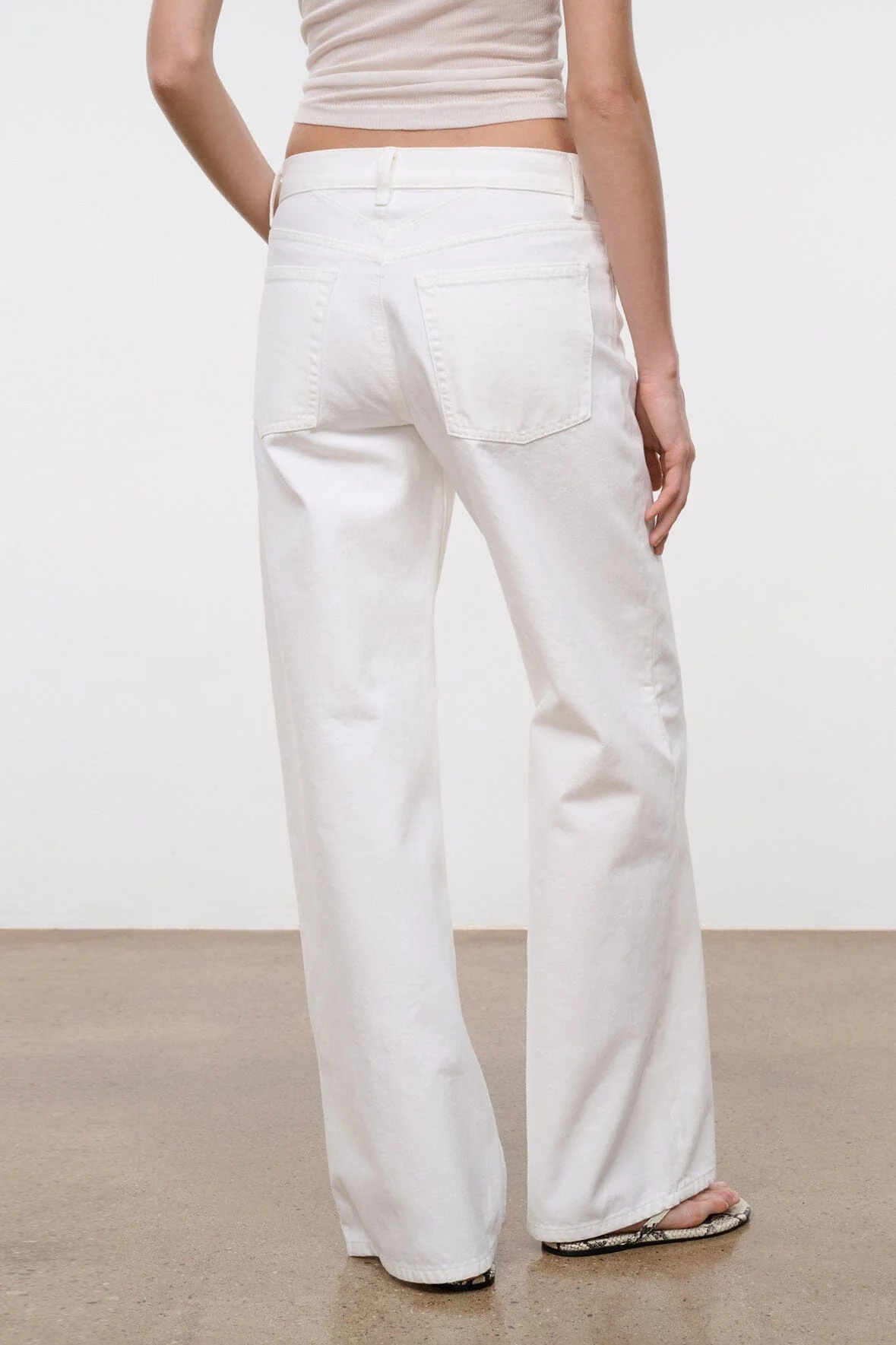 GUS RELAXED JEAN | WHITE - Image 5