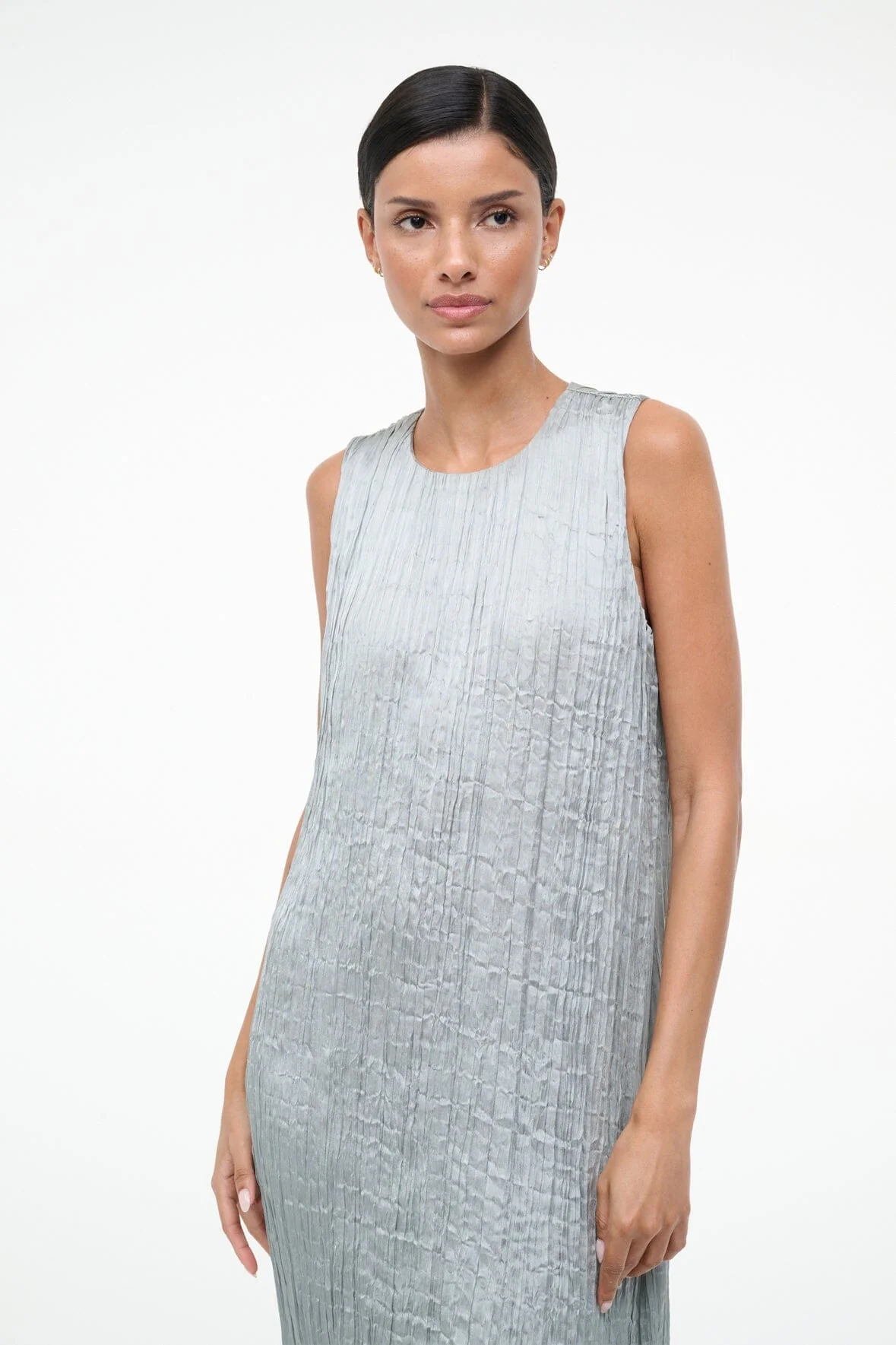 MIZU DRESS | SILVER SAGE PLISSE - Image 5