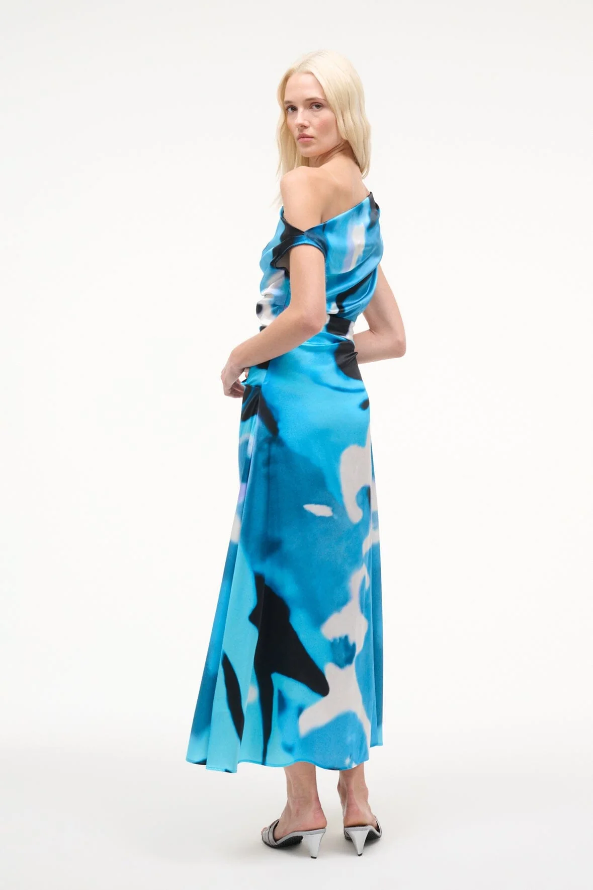 PHARE SILK DRESS | BLUE HAZE - Image 3