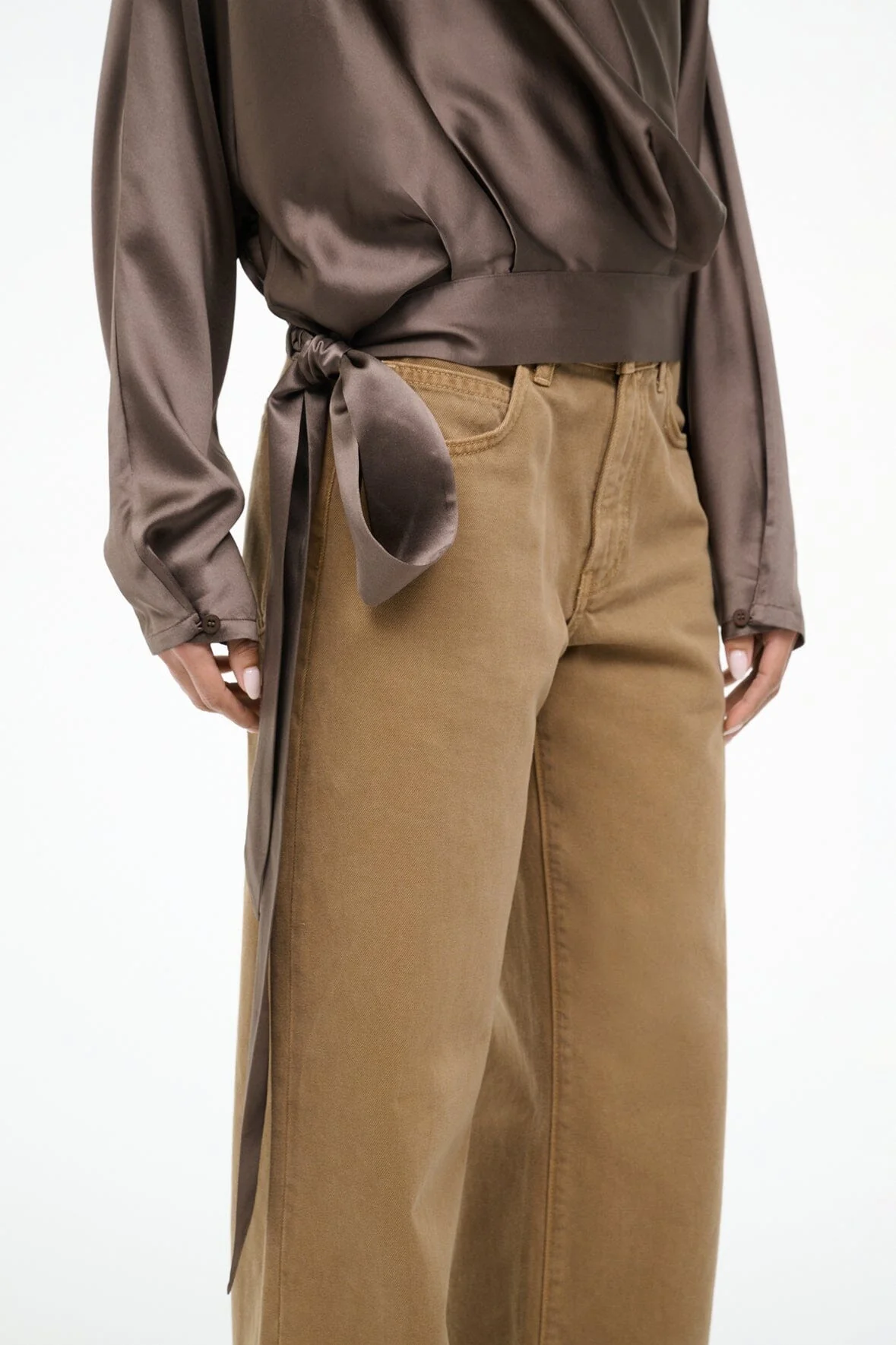 PHOEBE SILK TOP | TRUFFLE - Image 4