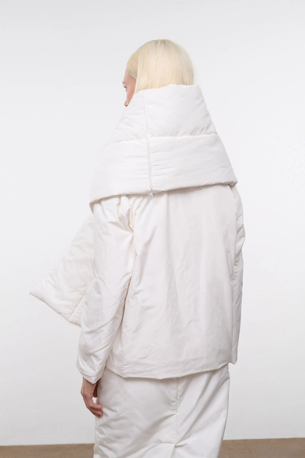 PUFF SCARF | IVORY - Image 5